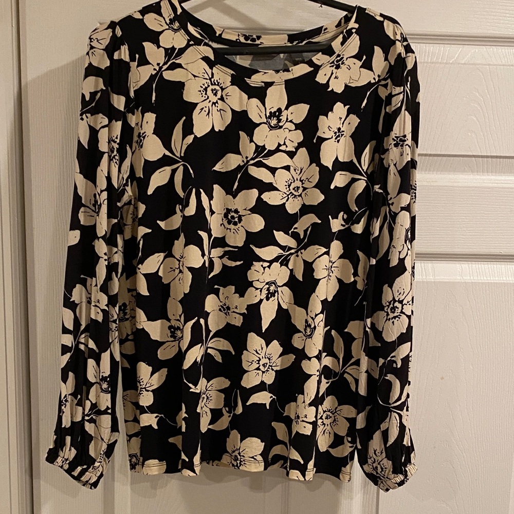 Chic Floral Black and Cream Blouse